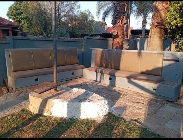 3 BEDROOM FREESTANDING FOR SALE IN KANONKOP